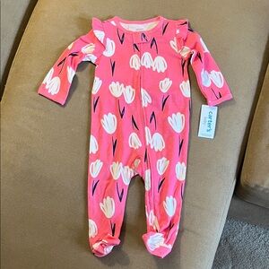 NWT Carter’s Onesie - 9mo